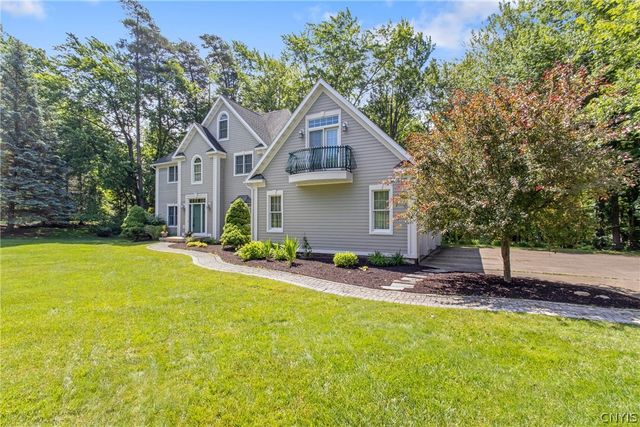 1 Mayflower Circle, Oswego, NY 13126