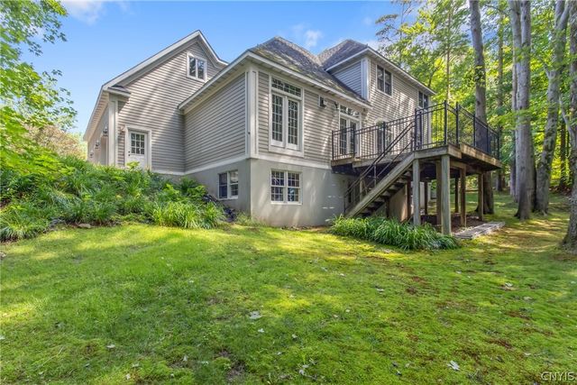 1 Mayflower Circle, Oswego, NY 13126