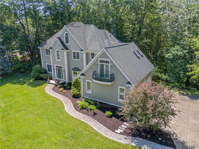 1 Mayflower Circle, Oswego, NY 13126