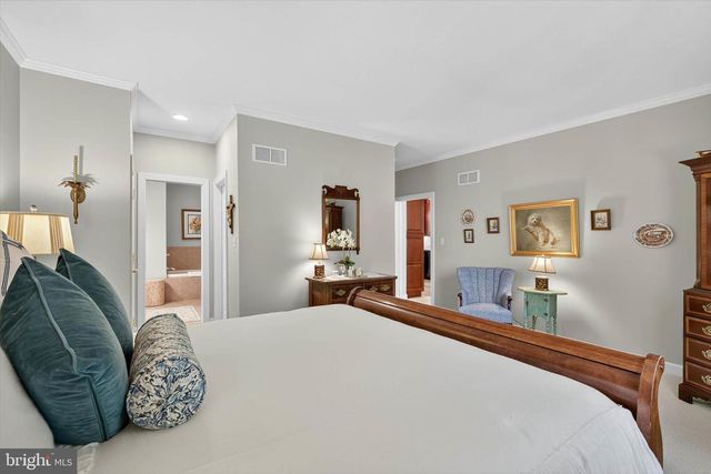 1029 STONECROFT DR, Hanover, PA 17331