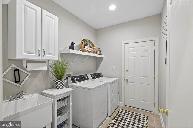 1029 STONECROFT DR, Hanover, PA 17331