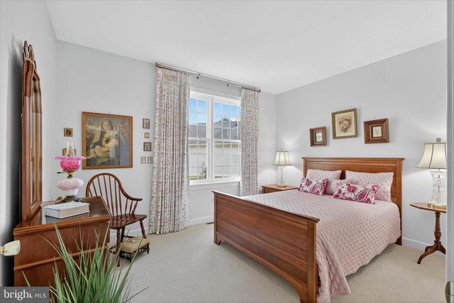 1029 STONECROFT DR, Hanover, PA 17331