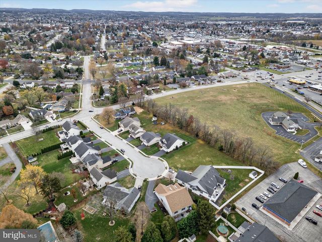 1029 STONECROFT DR, Hanover, PA 17331