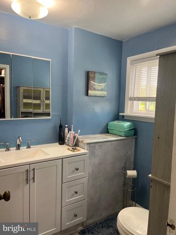 203 S LINE ST, Lansdale, PA 19446