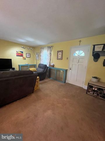 203 S LINE ST, Lansdale, PA 19446