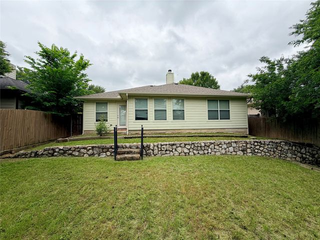8018 Arkan Parkway, Dallas, TX 75241