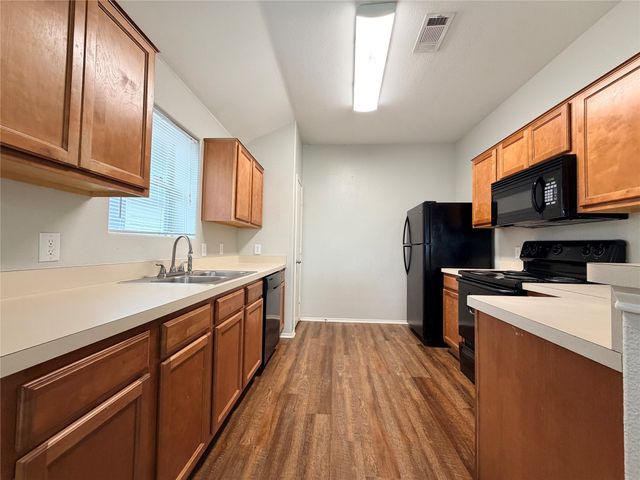 8018 Arkan Parkway, Dallas, TX 75241