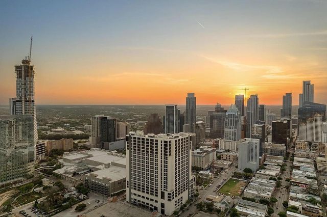 555 E 5th ST 723, Austin, TX 78701