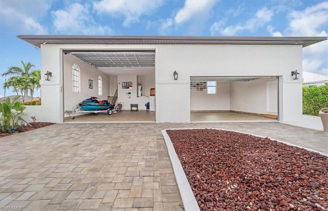 4213 NW 28th ST, Cape Coral, FL 33993