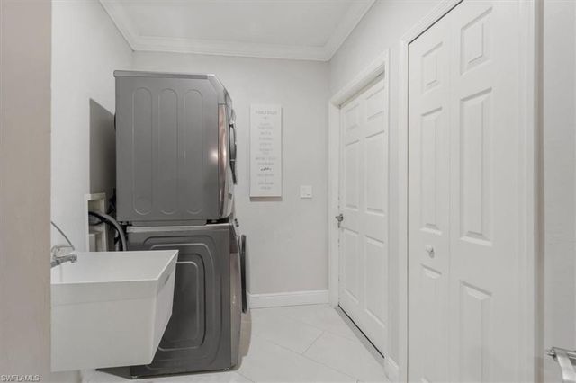 4213 NW 28th ST, Cape Coral, FL 33993