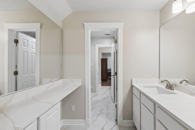 2258 Maler Road, Sealy, TX 77474