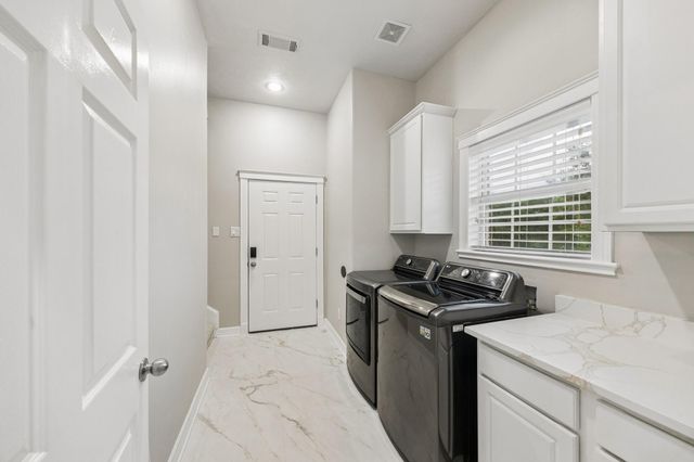 2258 Maler Road, Sealy, TX 77474