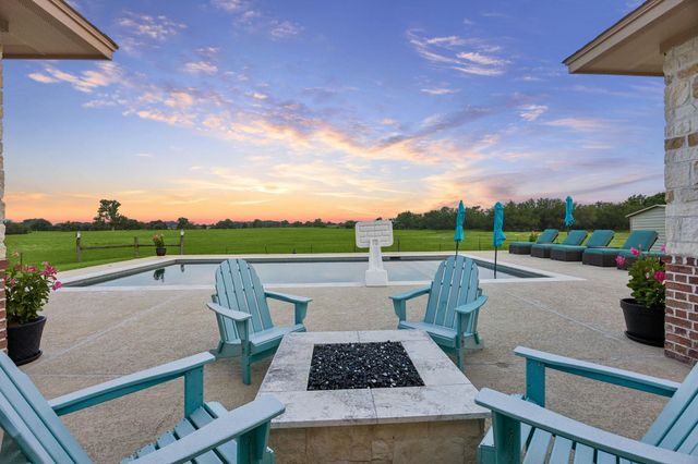 2258 Maler Road, Sealy, TX 77474