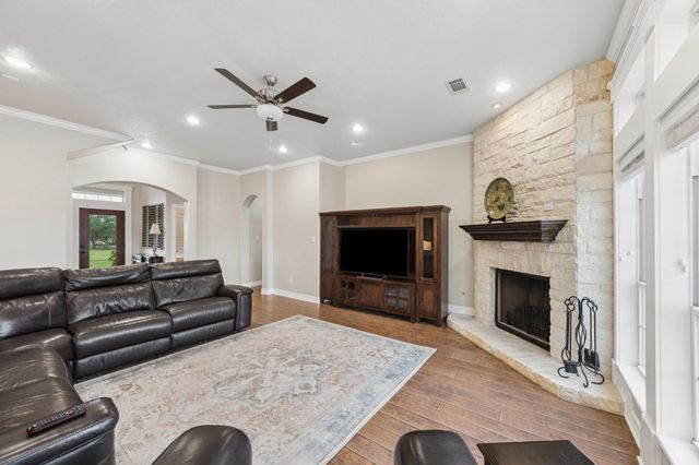 2258 Maler Road, Sealy, TX 77474