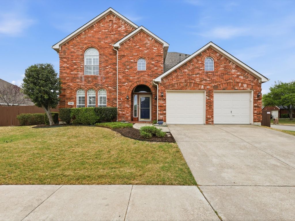 7321 Summit Lane, Sachse, TX 75048