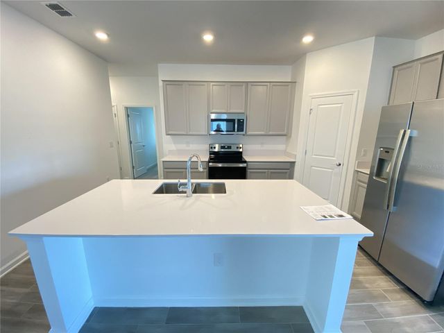 340 PINEYWOODS STREET, St Cloud, FL 34772