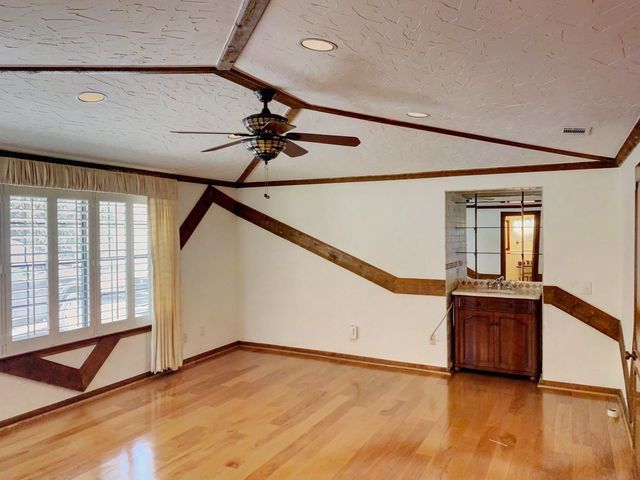 150 Macarthur Court, Irving, TX 75061