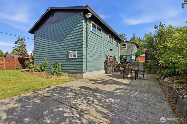 14804 12th Avenue SW, Burien, WA 98166