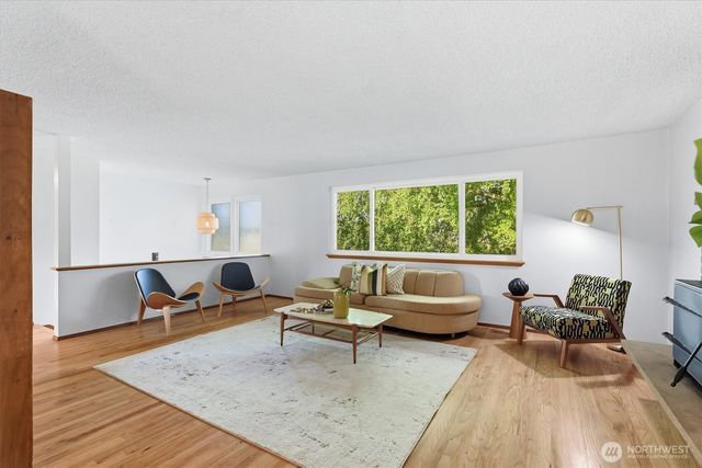 14804 12th Avenue SW, Burien, WA 98166