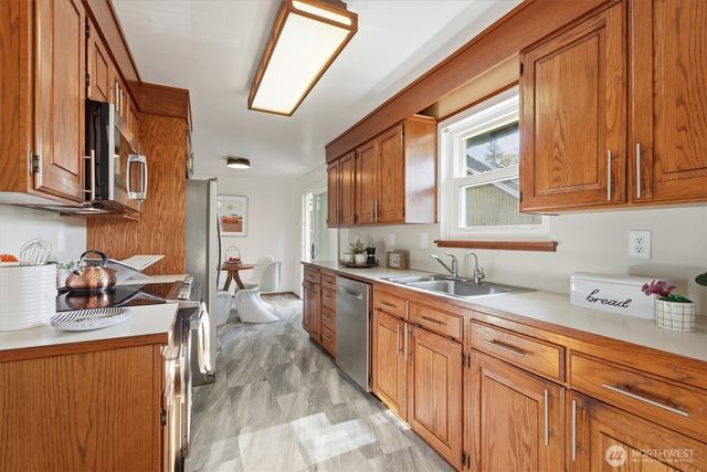 14804 12th Avenue SW, Burien, WA 98166