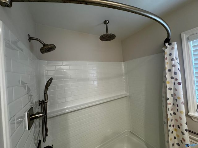 7608 Peacock Drive SW, Huntsville, AL 35802