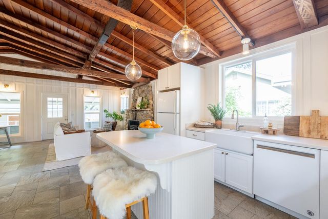 5 Camp Steffani, Carmel Valley, CA 93924