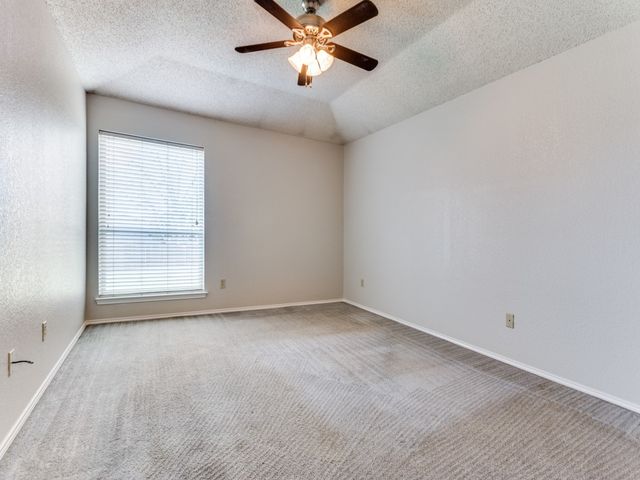 7124 Summerset Drive, Benbrook, TX 76126