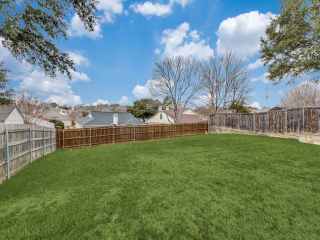 7124 Summerset Drive, Benbrook, TX 76126