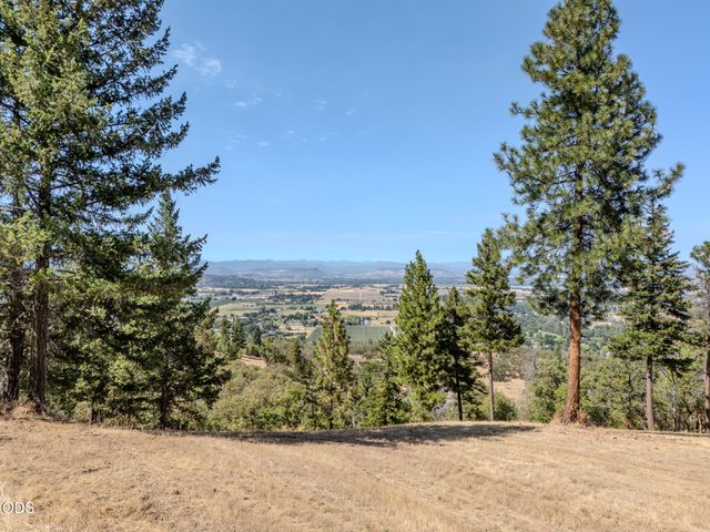 3579 S Stage Road Lot 9, Medford, OR 97501