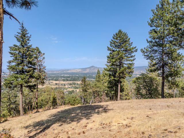 3579 S Stage Road Lot 9, Medford, OR 97501