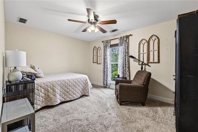 32 Armstrong Drive, Mansfield, GA 30055