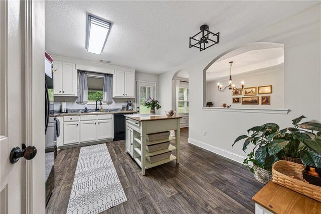 32 Armstrong Drive, Mansfield, GA 30055