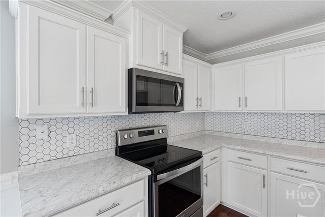 713 Highgrove Court, Hinesville, GA 31313