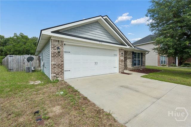 713 Highgrove Court, Hinesville, GA 31313