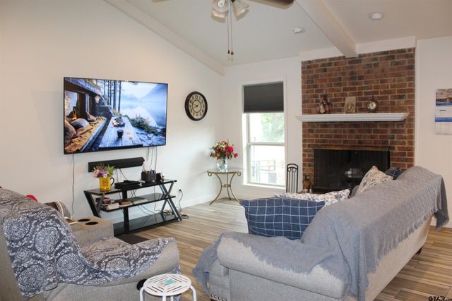 1818 Kensington Dr, Tyler, TX 75703