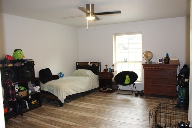 1818 Kensington Dr, Tyler, TX 75703