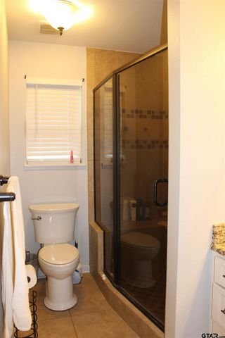 1818 Kensington Dr, Tyler, TX 75703