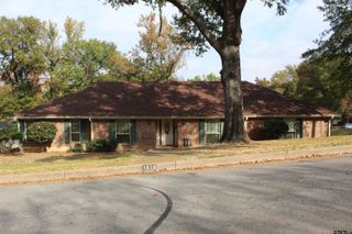 1818 Kensington Dr, Tyler, TX 75703