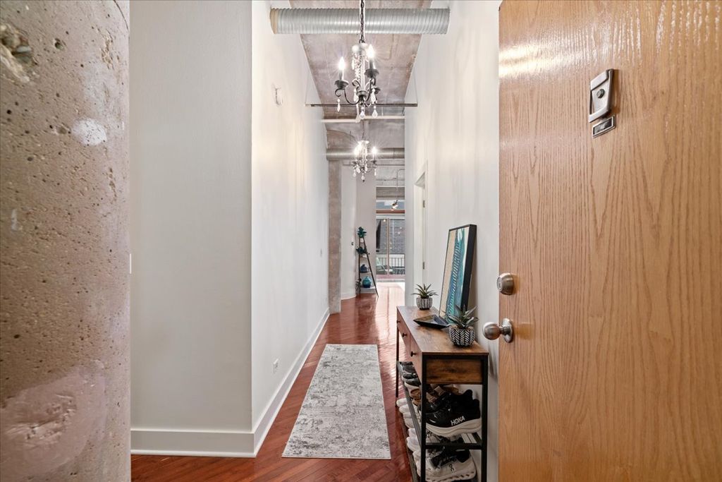 360 W Illinois Street 4E, Chicago, IL 60654 — photo 3