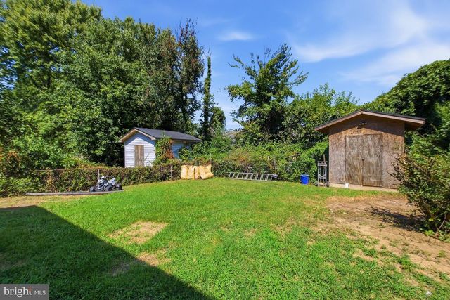 7744 BENDER RD, Landover, MD 20785