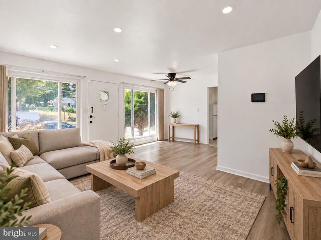 7744 BENDER RD, Landover, MD 20785