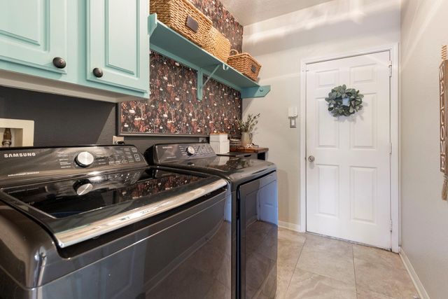 19 Clingstone Place, The Woodlands, TX 77382