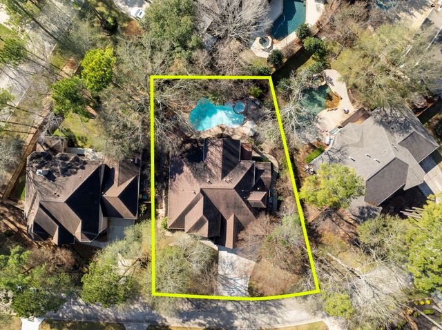 19 Clingstone Place, The Woodlands, TX 77382