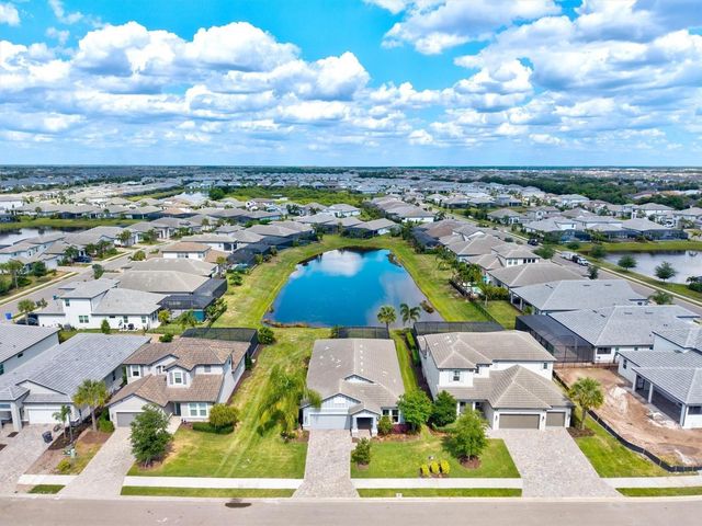 4719 WINSOME WAY, Bradenton, FL 34211