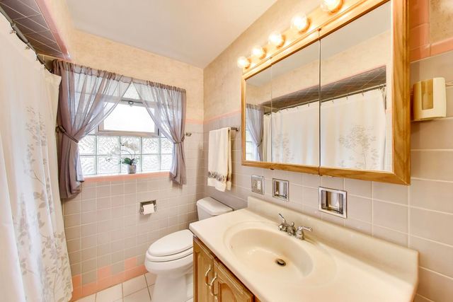 5341 Fair Elms Avenue, Western Springs, IL 60558