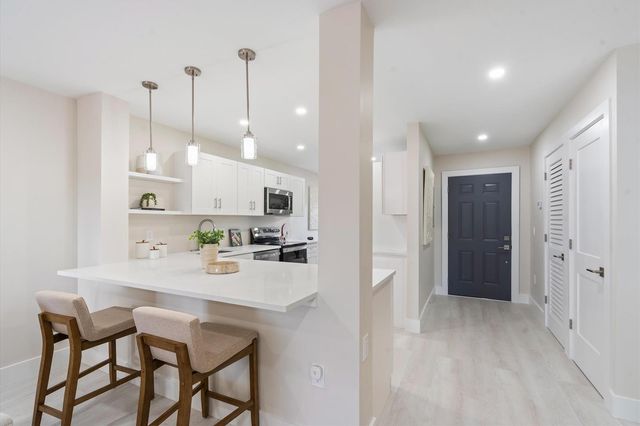 47 Stratford Lane W F, Boynton Beach, FL 33436
