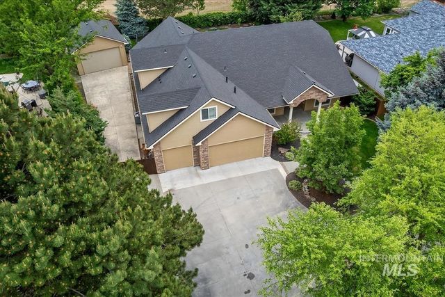 1420 W Powder Ct, Eagle, ID 83616