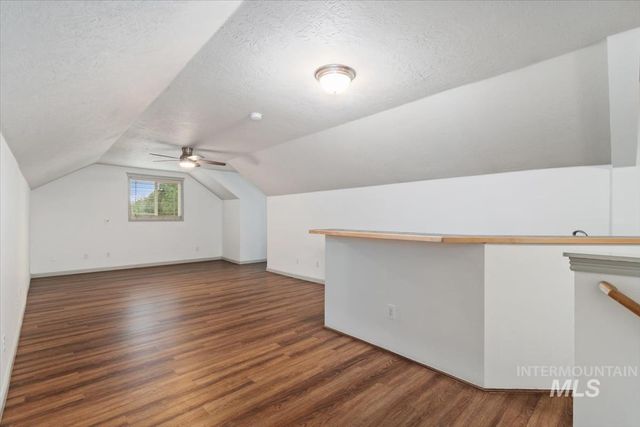 1420 W Powder Ct, Eagle, ID 83616