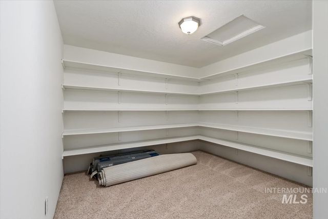 1420 W Powder Ct, Eagle, ID 83616