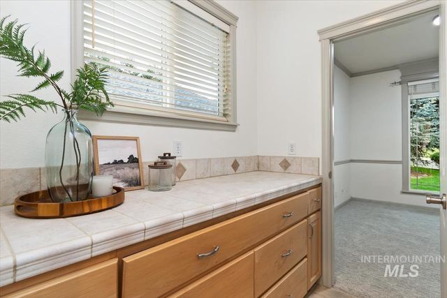 1420 W Powder Ct, Eagle, ID 83616